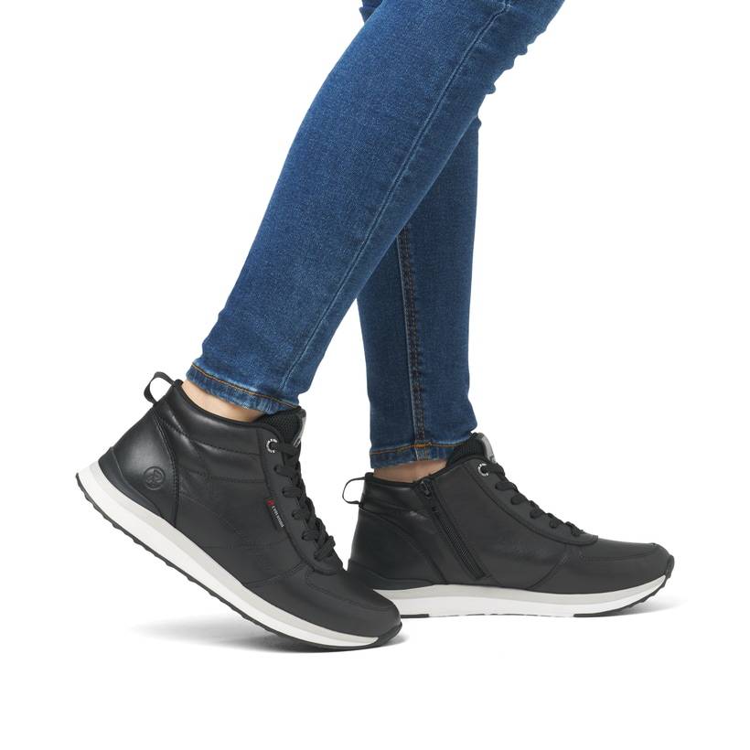 Rieker Artikelnummer 42570-00 Rieker Damen Sneaker High Mattschwarz