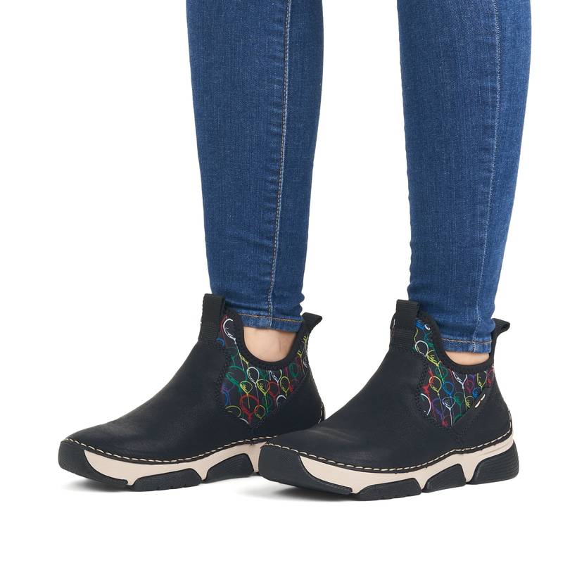 Rieker Artikelnummer 45957-00 Rieker Damen Slipper Urbanschwarz-bunt