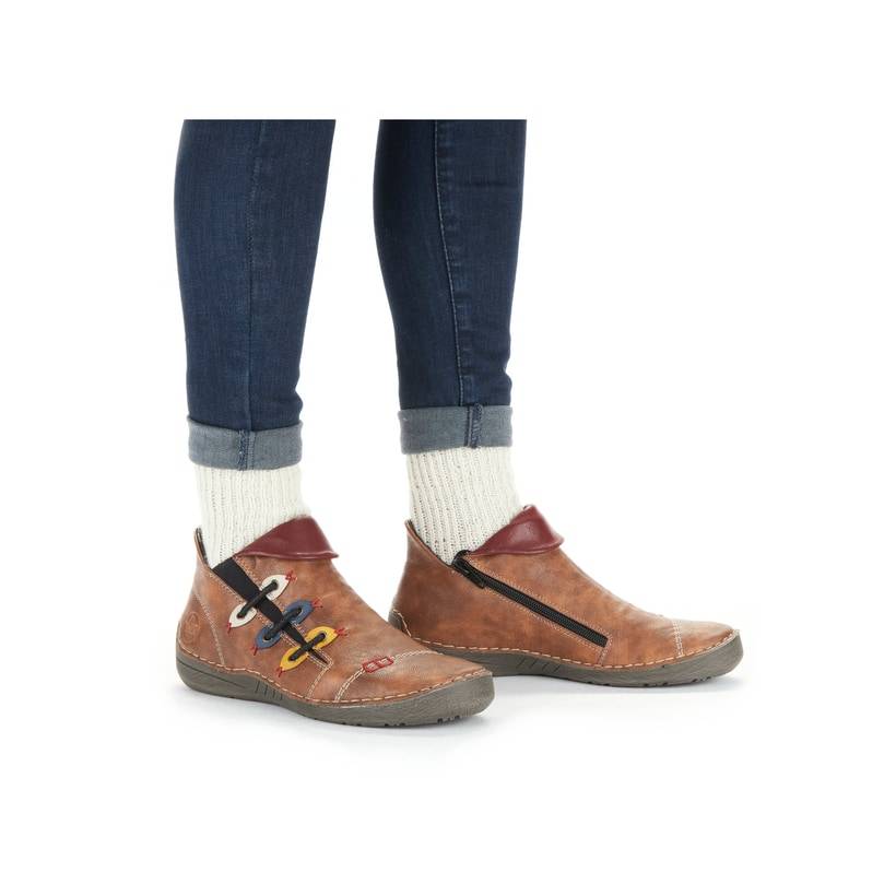 Rieker Artikelnummer 72581-22 Rieker Damen Kurzstiefel Nougatbraun