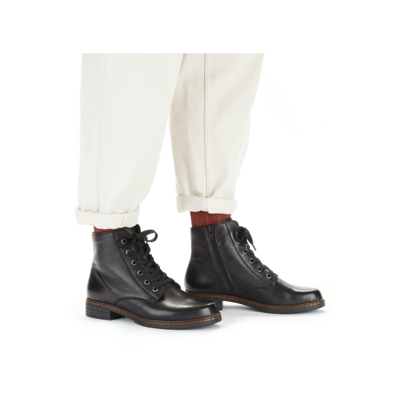 Rieker Artikelnummer 75130-00 Rieker Damen Schnürstiefel Nachtschwarz