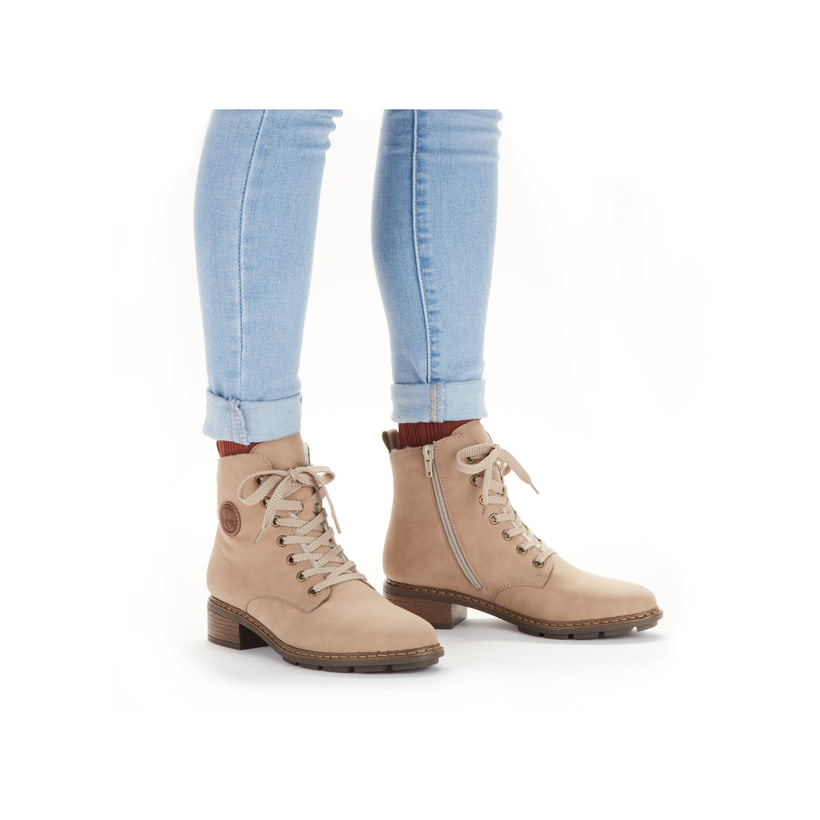 Rieker Artikelnummer 77200-20 Rieker Damen Schnürstiefel Sandbeige