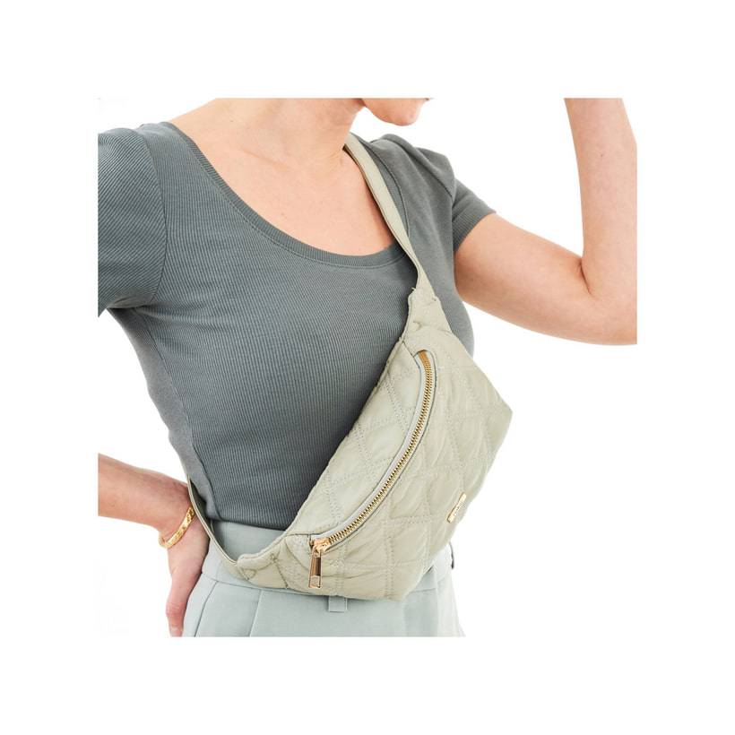 Rieker Artikelnummer H1502-52 Rieker Gürteltasche Mintgrün