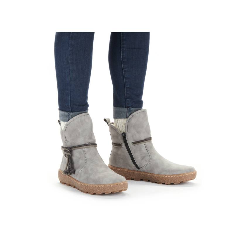 Rieker Artikelnummer N1070-40 Rieker Damen Kurzstiefel Silbergrau
