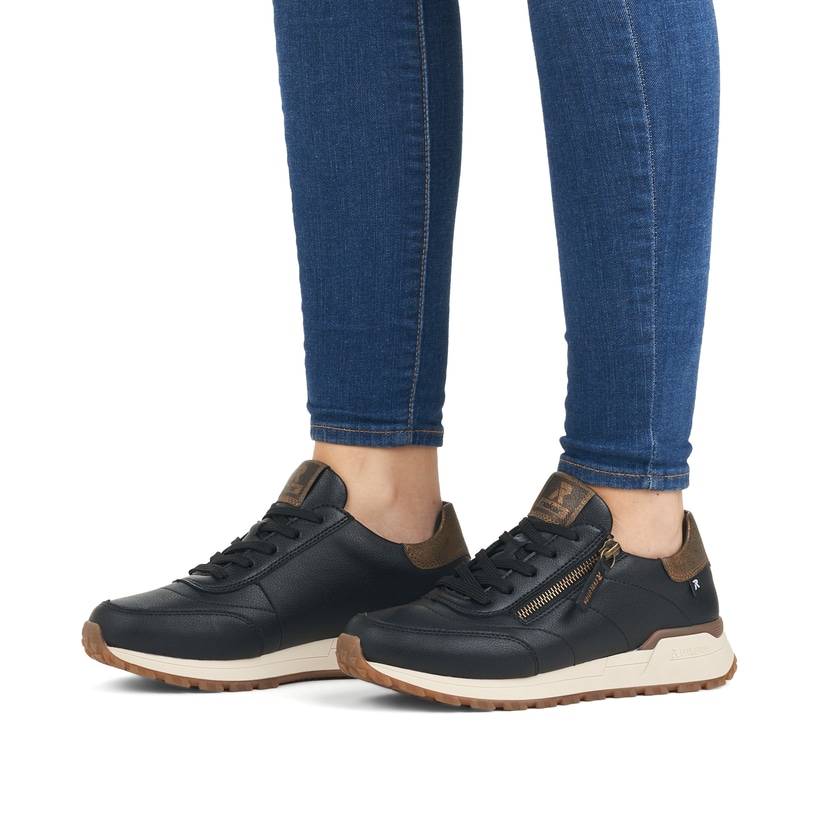 Rieker Artikelnummer W0604-00 Rieker Damen Sneaker Low Urbanschwarz-bronze