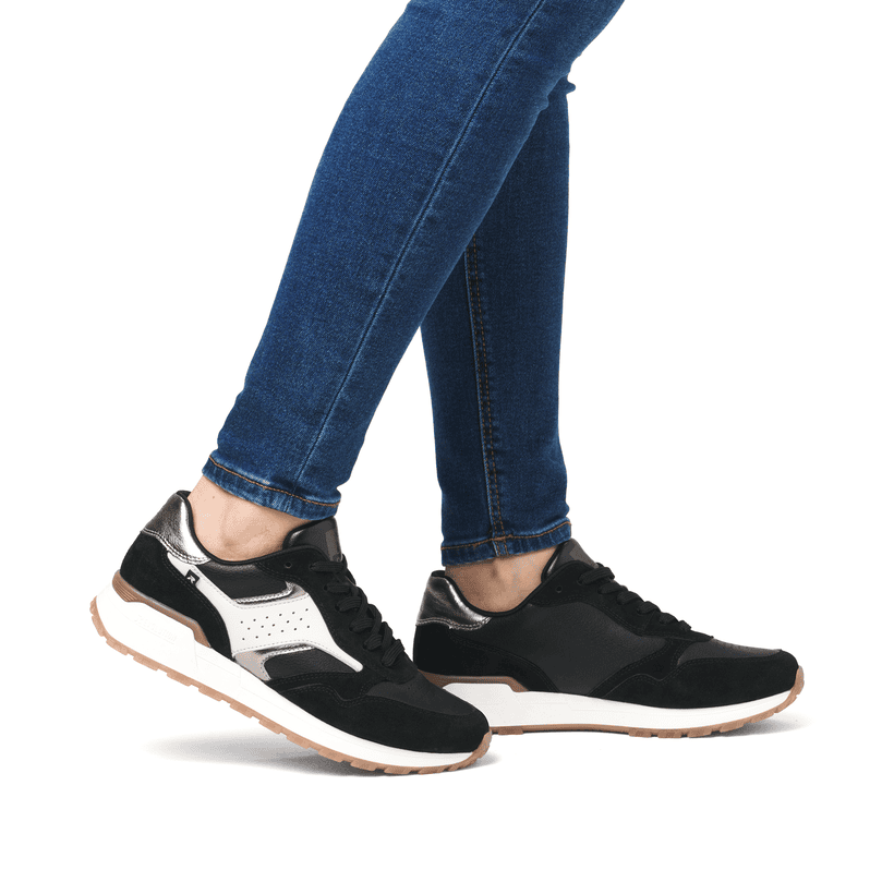 Rieker Artikelnummer W0607-00 Rieker Damen Sneaker Low Urbanschwarz-cremeweiß