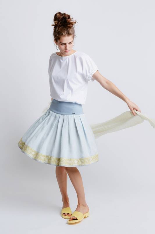 Rockmacherin Bodweda Damen-Trachtenrock Mit Passe Mit Hellblauem Irischen Leinen