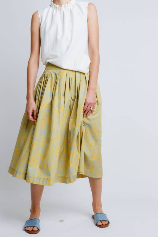 Rockmacherin Kalo Lang Damenrock Mit Plakativem Blumenprint Für Tracht Und Moderne