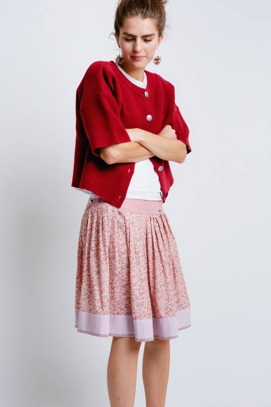 Rockmacherin Mella Strickjacke Im Landhaus-Stil, Mit Trendig Kurzem Ärmel