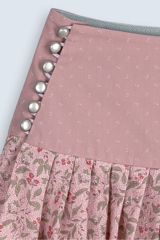 Rockmacherin Osterhos Trachterock Mit Passe Und Blümchenmuster