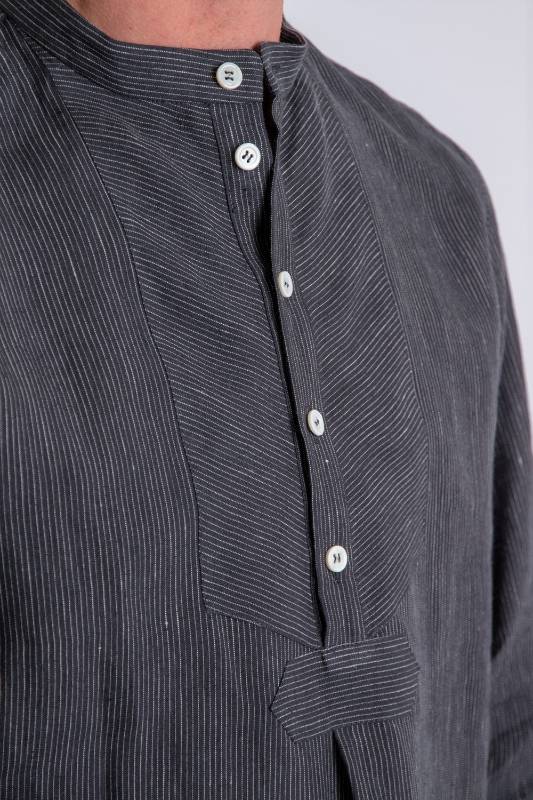 Rockmacherin Hans Leinen