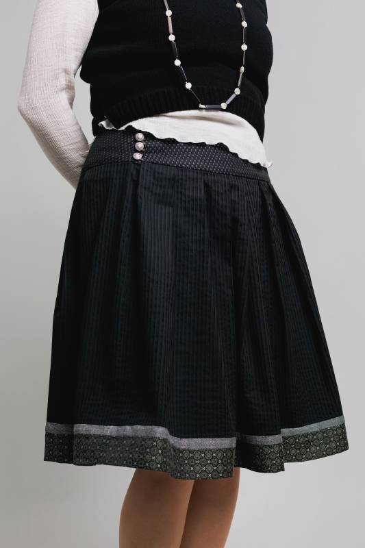 Rockmacherin Rühnacht Trachtenrock Aus Schwarzer Plissee-Baumwolle