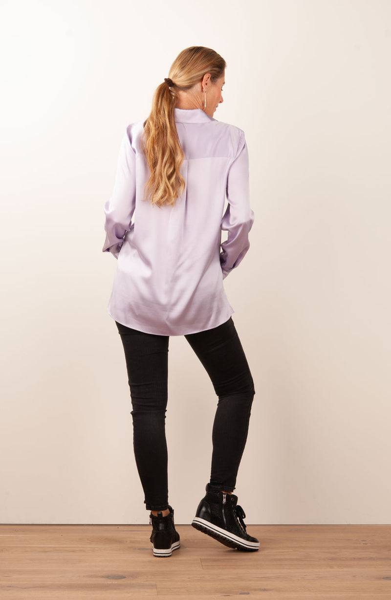 Herzensangelegenheit Seidenbluse Flieder
