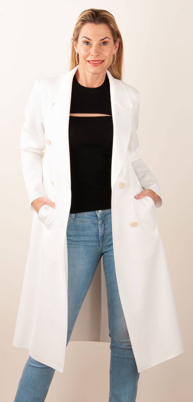 Milestone Mantel Weiß