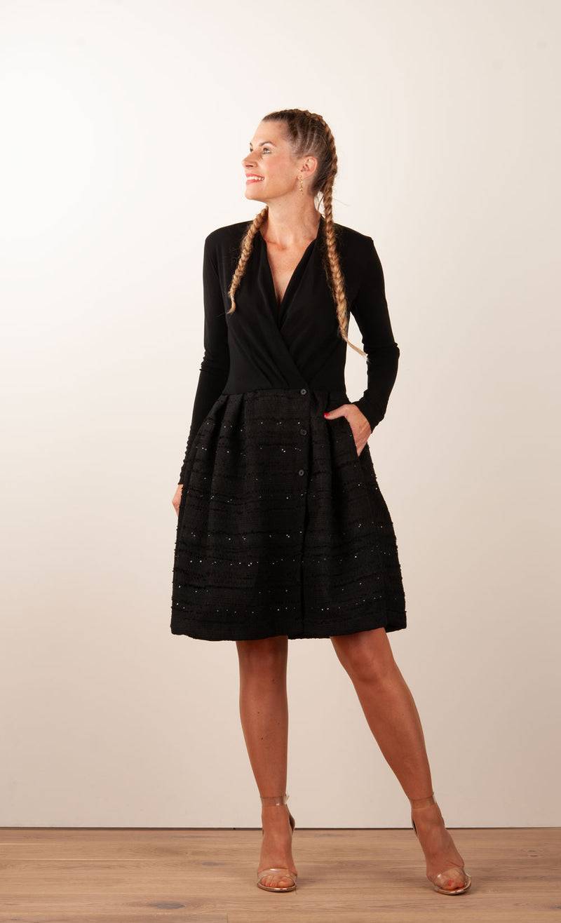 Sara Roka Kleid „Boucle“ Schwarz