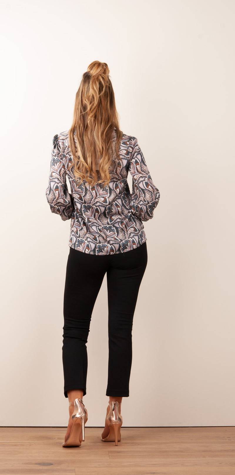 Dea Kudibal Schlupfbluse „Stacy“ Dunkelblau | Multicolor