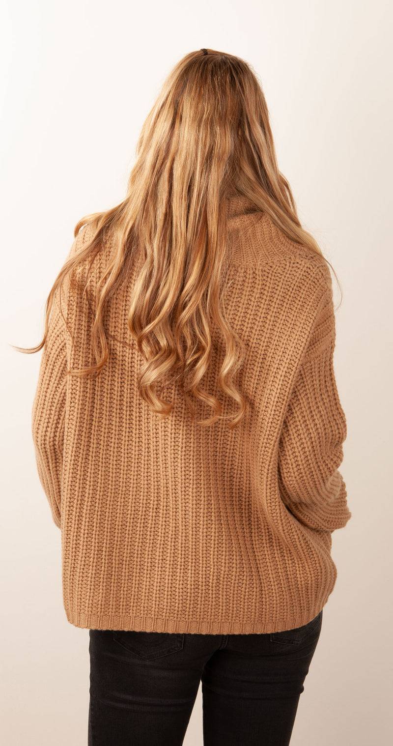 Simone Bruns Pullover Camel