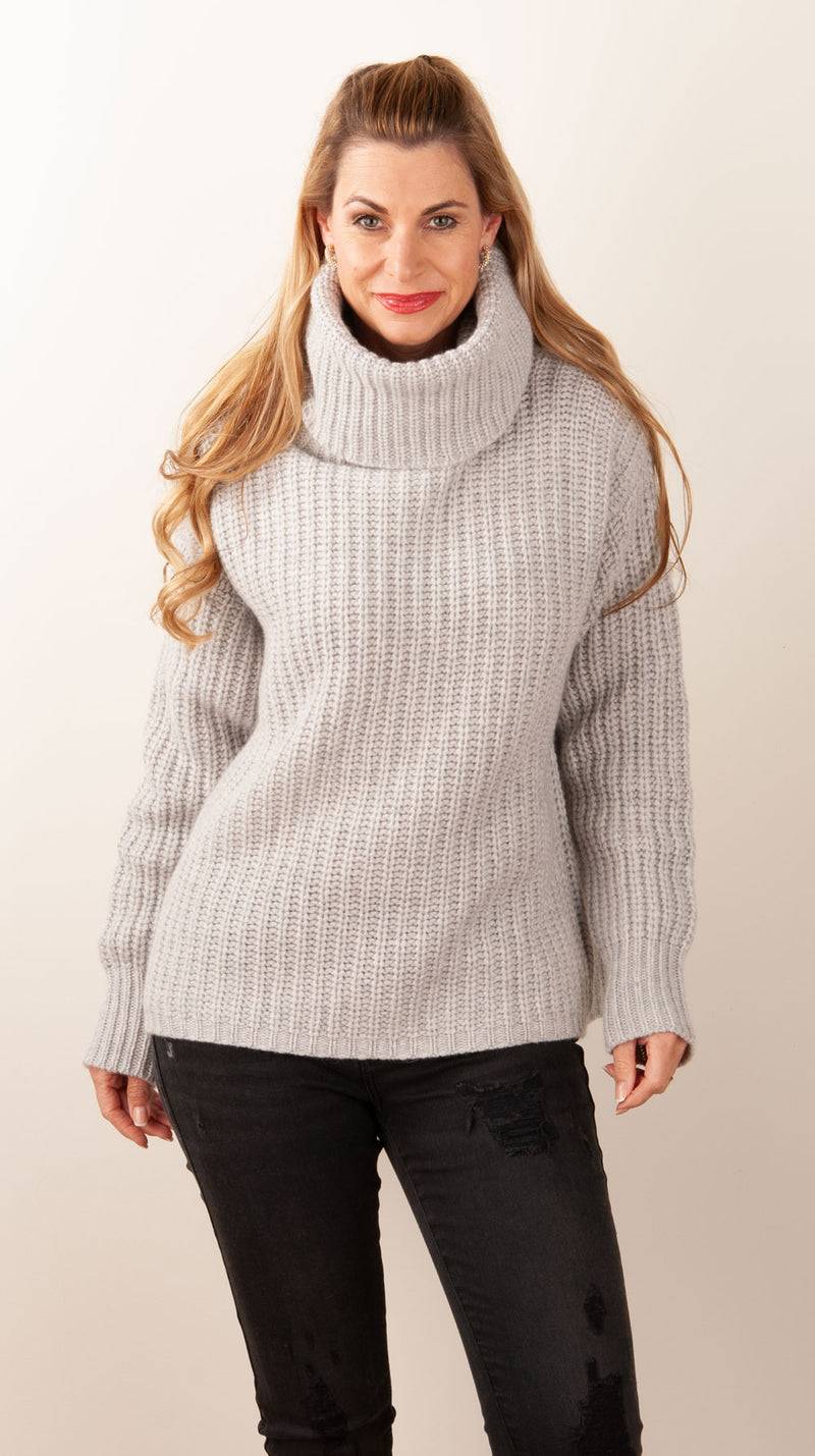 Simone Bruns Pullover Melange Grau