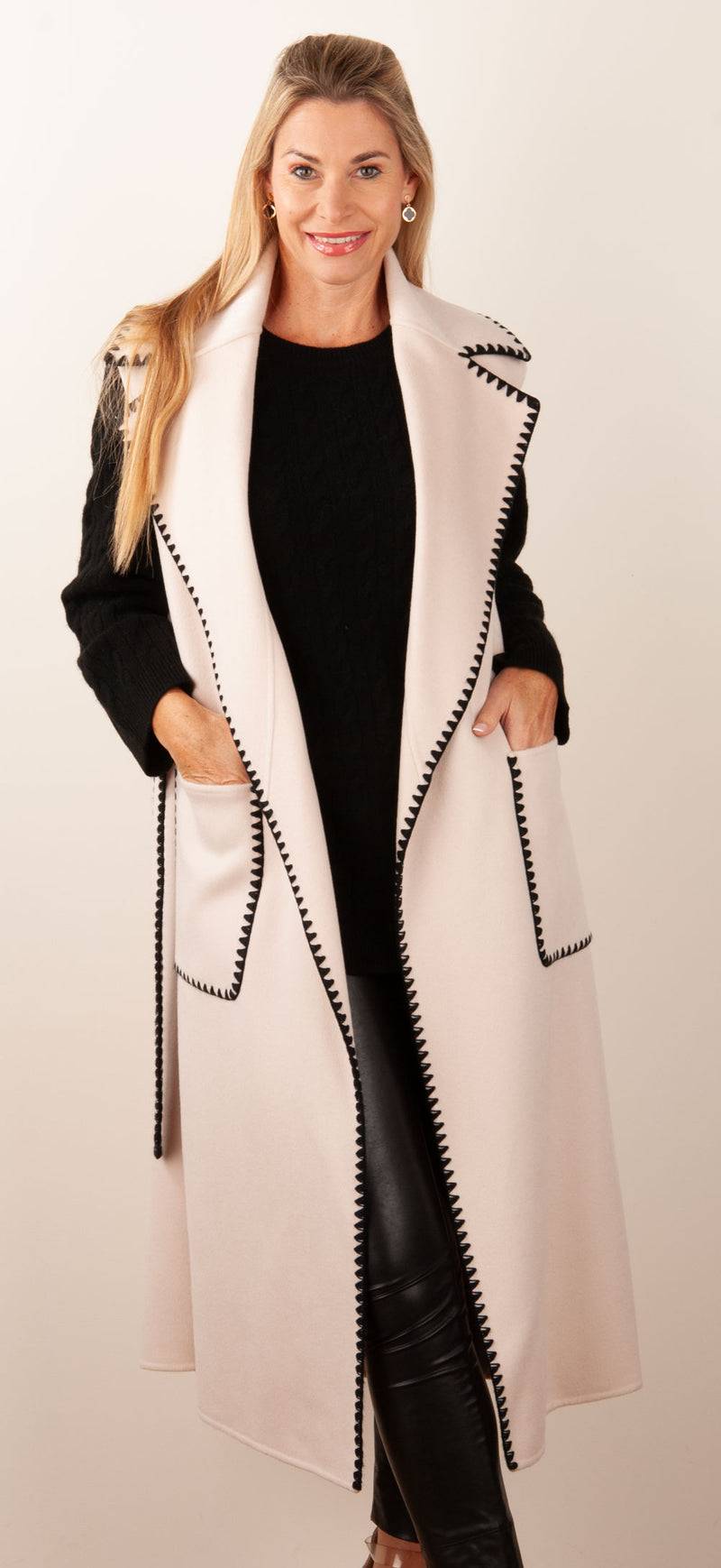 VITTORIA Mantel Hellbeige | Schwarz