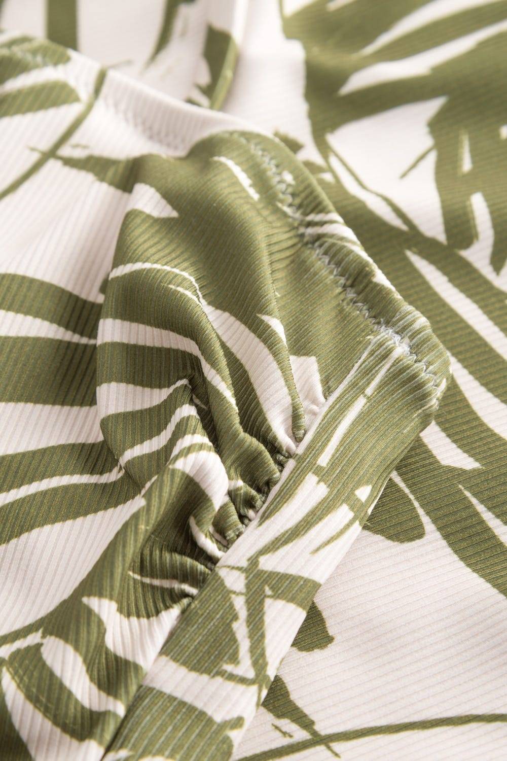 Rösch Badeanzug Im Palmendruck Rippstruktur Grün-Weiß Lycra