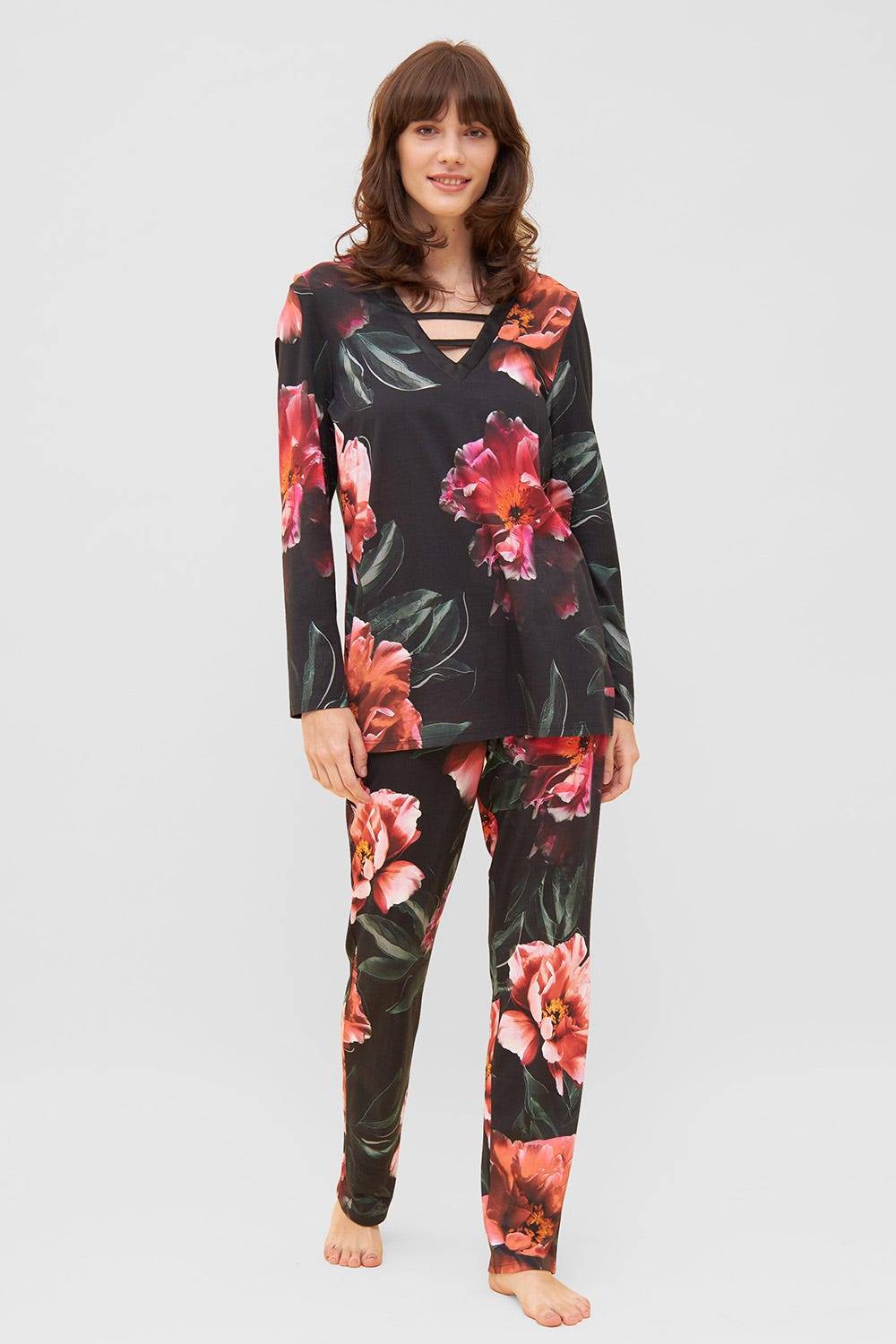 Rösch Pyjama im eleganten Blumendruck V-Ausschnitt Baumwolle/Modal Rösch Pyjama im eleganten Blumendruck V-Ausschnitt Baumwolle/Modal