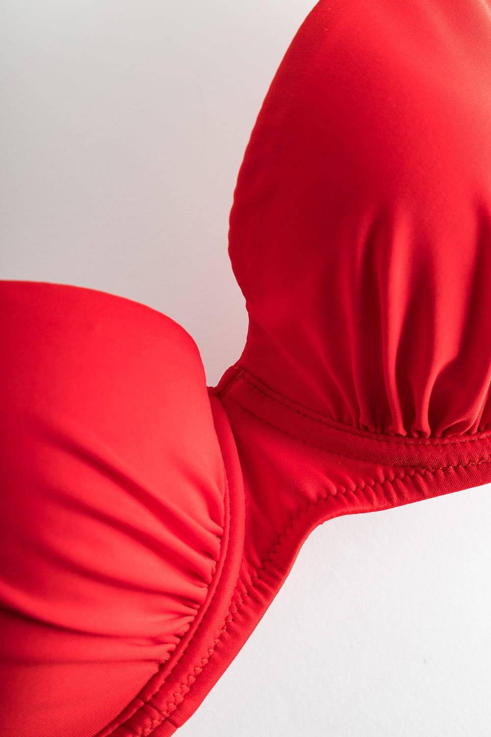 Rösch Bikini-Oberteil In Rot Einfarbig Spacer-Cup