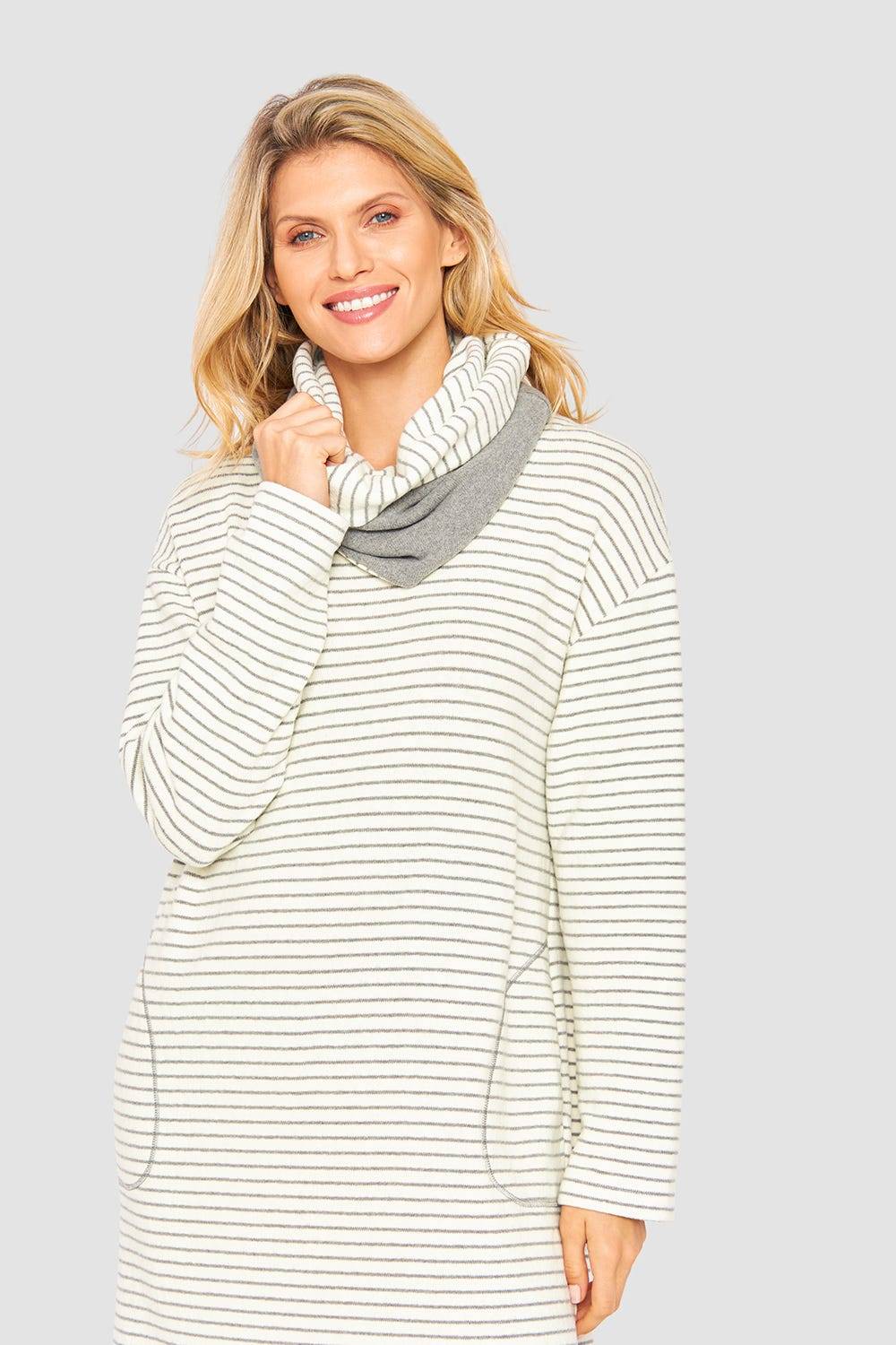 Rösch Rundschal aus Strick Wendbar Loop Materialmix