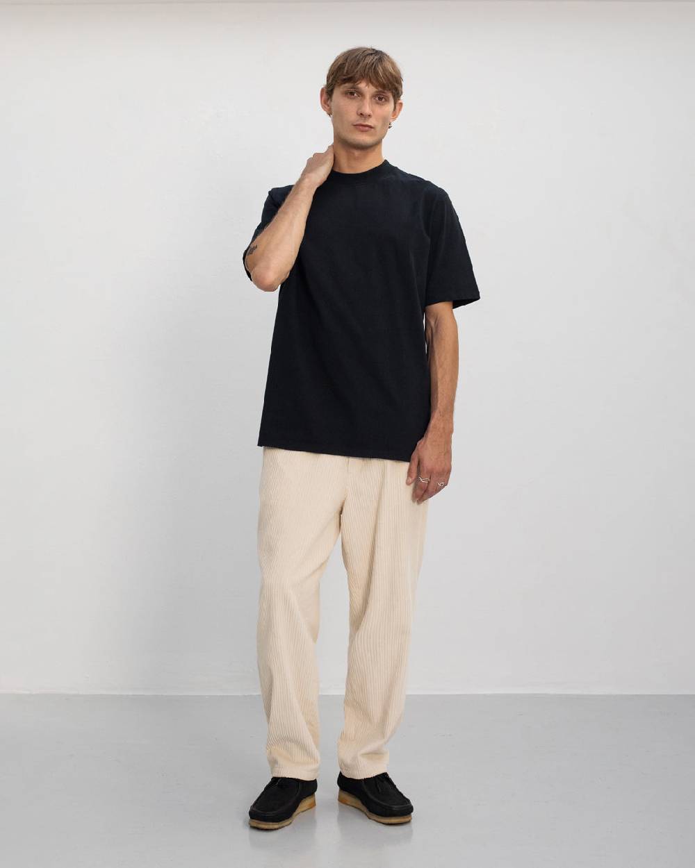 Rotholz Basic T-Shirt Mit Breitem Kragen Bio Baumwolle - Schwarz