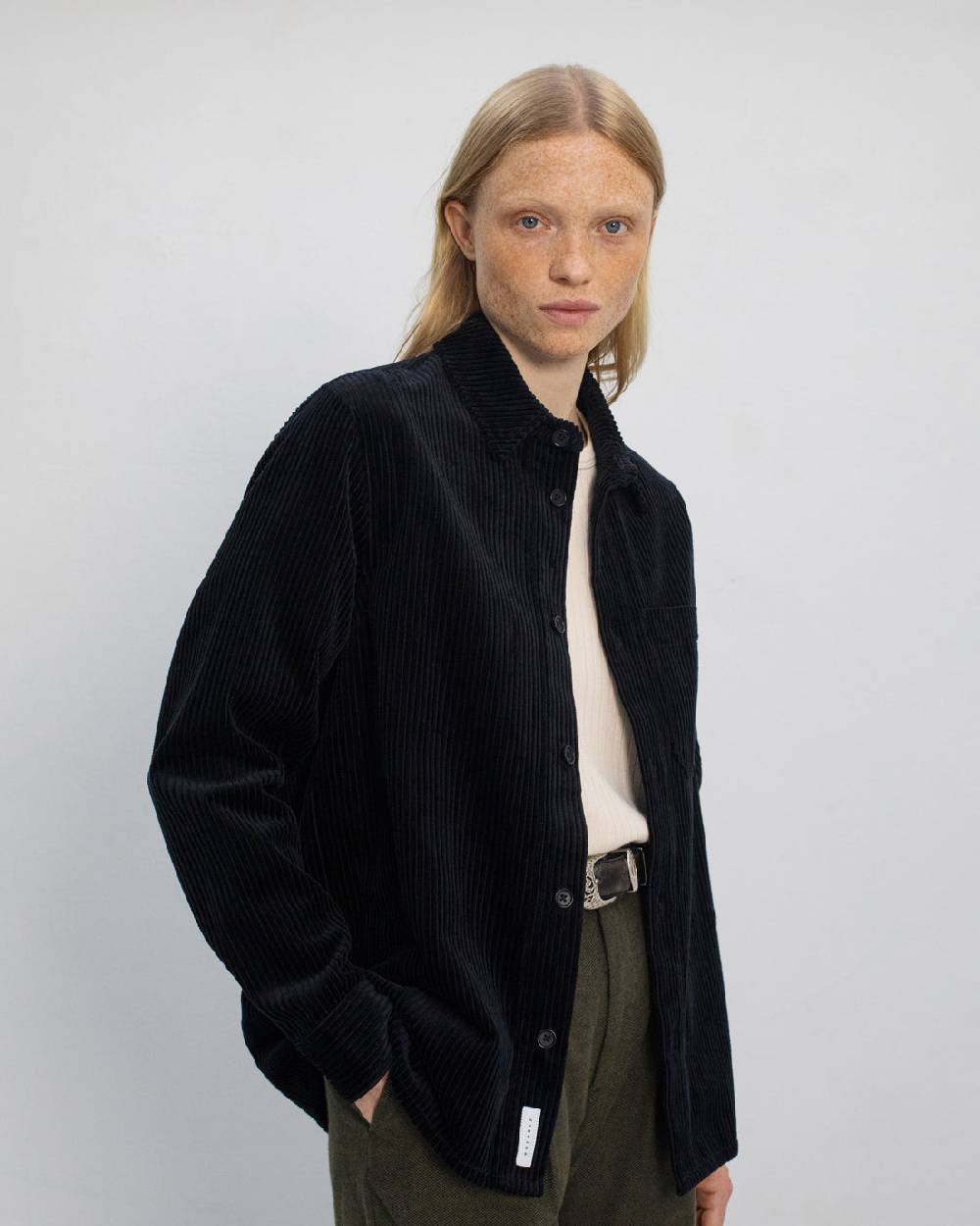Rotholz Cord Hemd Bio Baumwolle - Schwarz