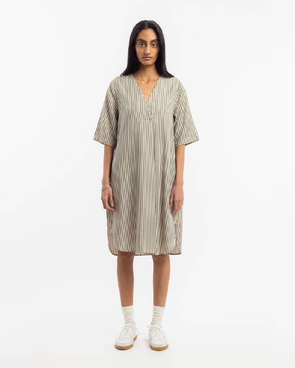 Rotholz Kaftan Kleid Aus Lyocell - Oliv Gestreift