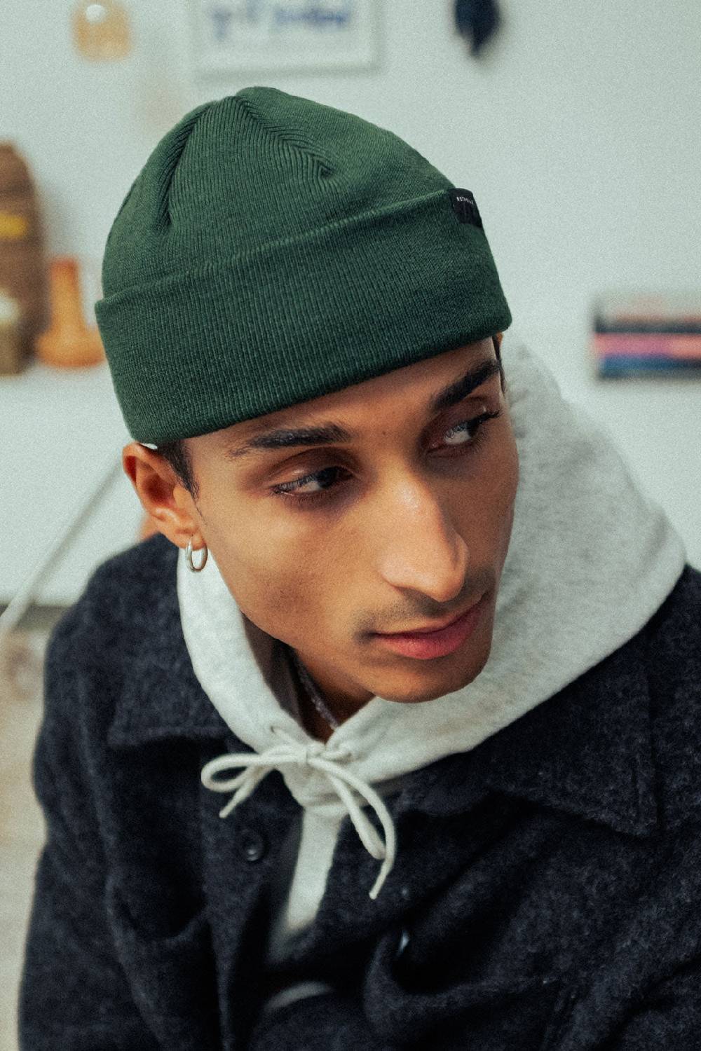 Rotholz Kurze Mütze Merino Fein - Olive