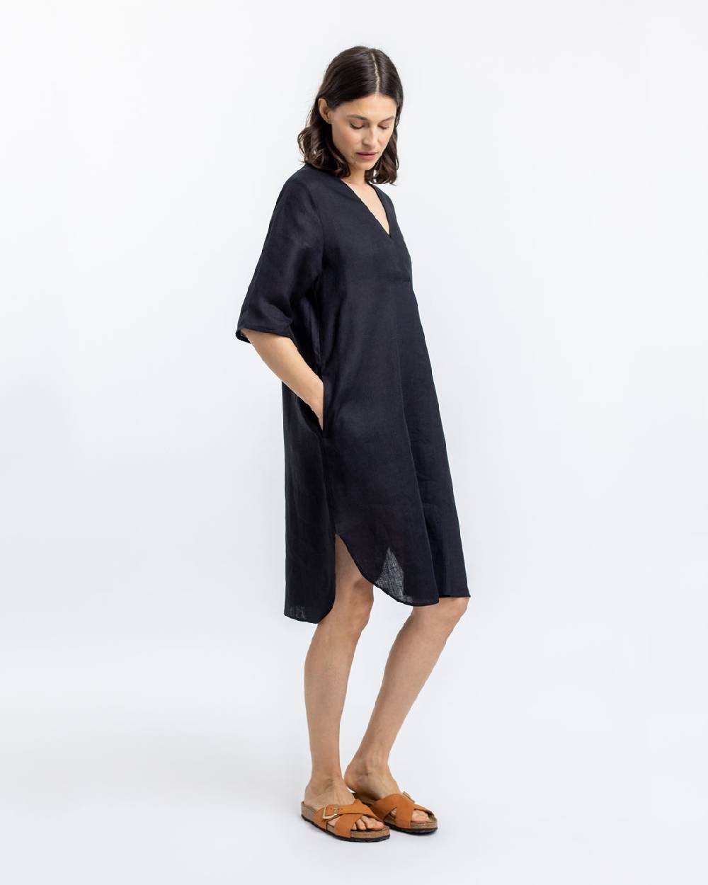 Rotholz Leinen Kaftan Kleid Schwarz
