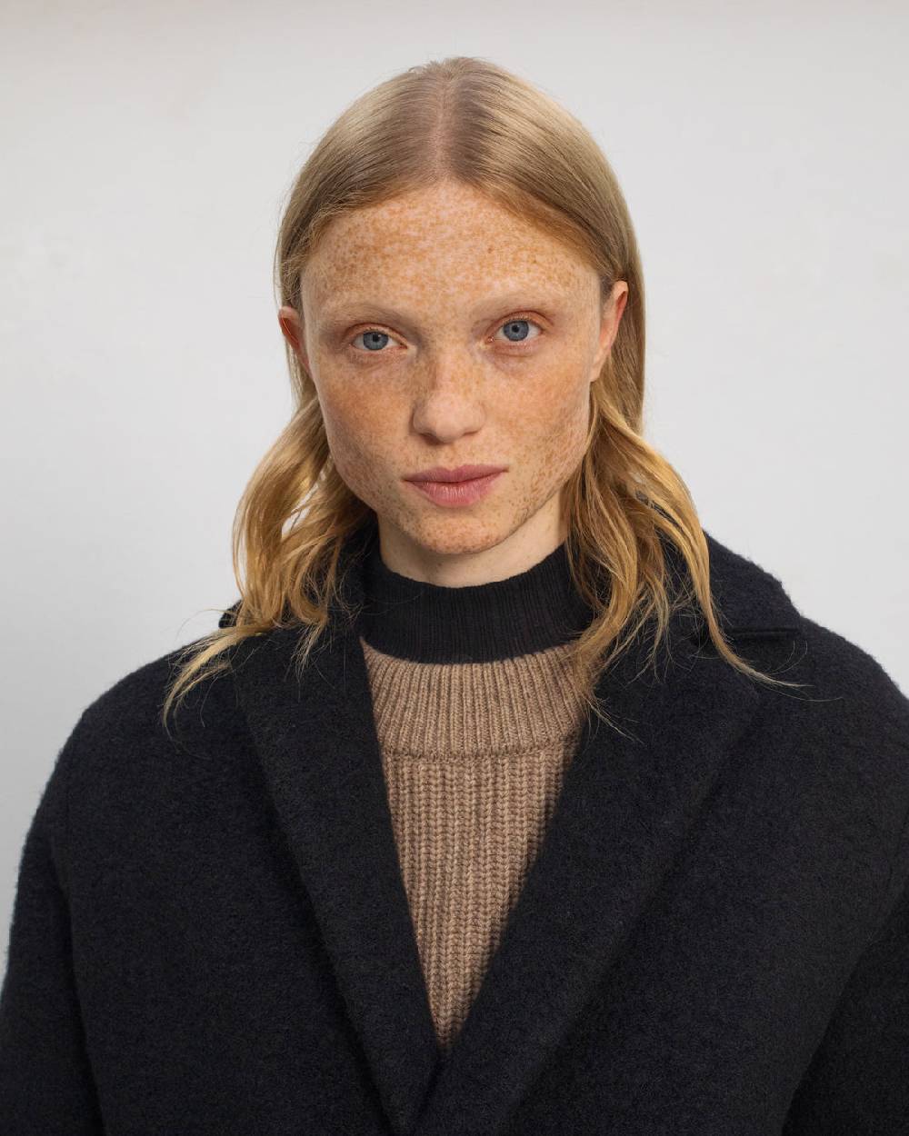 Rotholz Mantel Bio Wollmischung - Schwarz