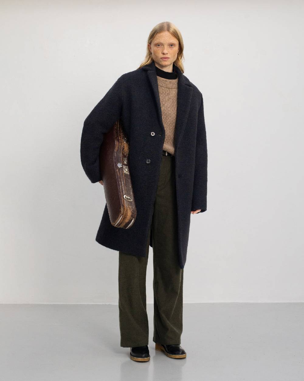 Rotholz Mantel Bio Wollmischung - Schwarz