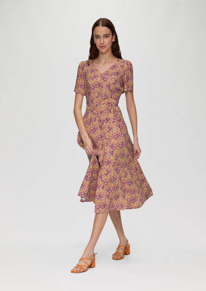 S.Oliver Antailliertes Viskosekleid Mit All-over-Print