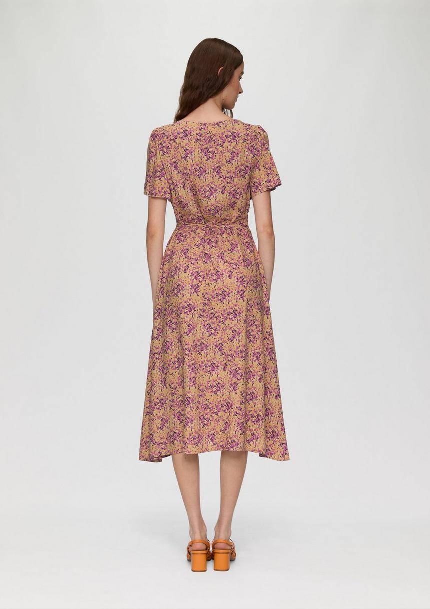 S.Oliver Antailliertes Viskosekleid Mit All-over-Print