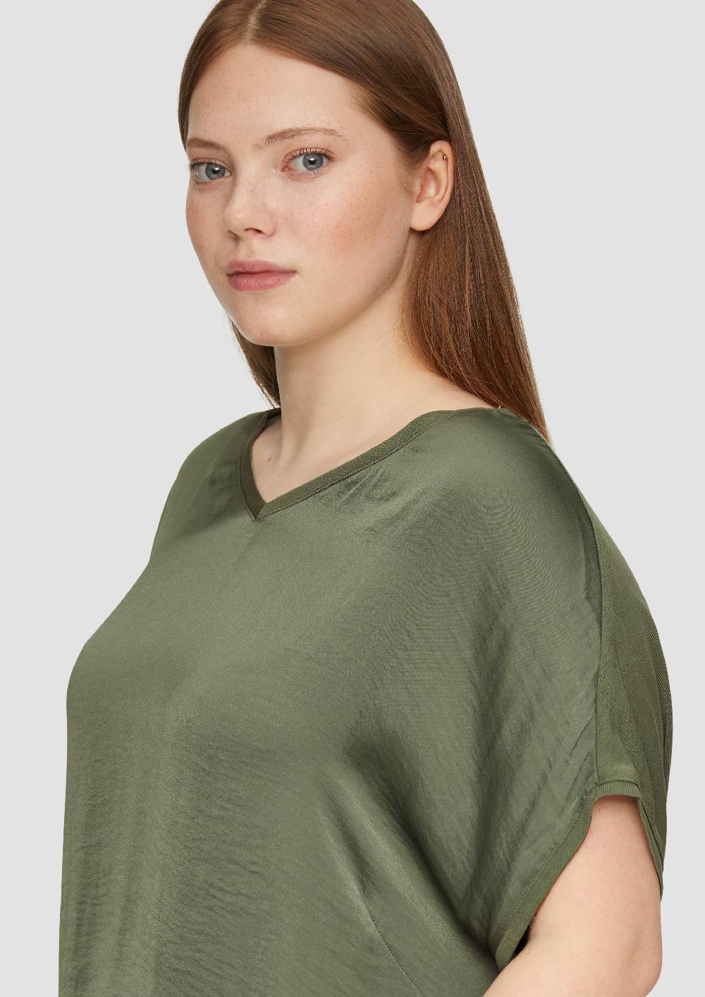 S.Oliver Fabricmix-Shirt Im Loose Fit Mit V-Ausschnitt