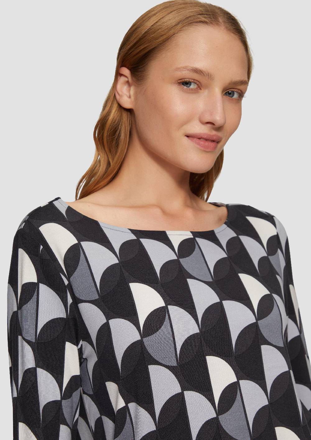 S.Oliver Fließendes Blusenshirt Mit U-Boot-Ausschnitt