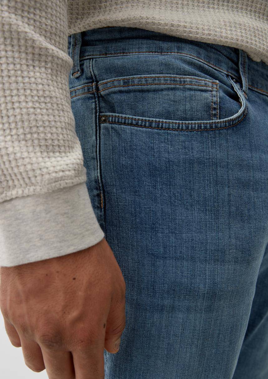 S.Oliver Jeans Casby / Relaxed Fit / Mid Rise / Straight Leg
