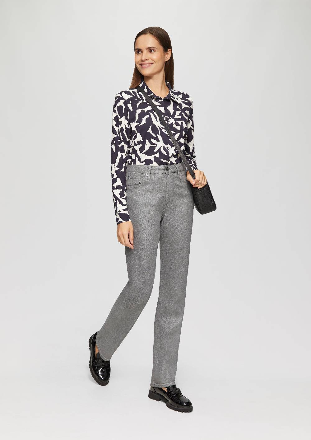 S.Oliver Jeans Karolin / Regular Fit / High Rise / Straight Leg / Mit Glitzereffekt