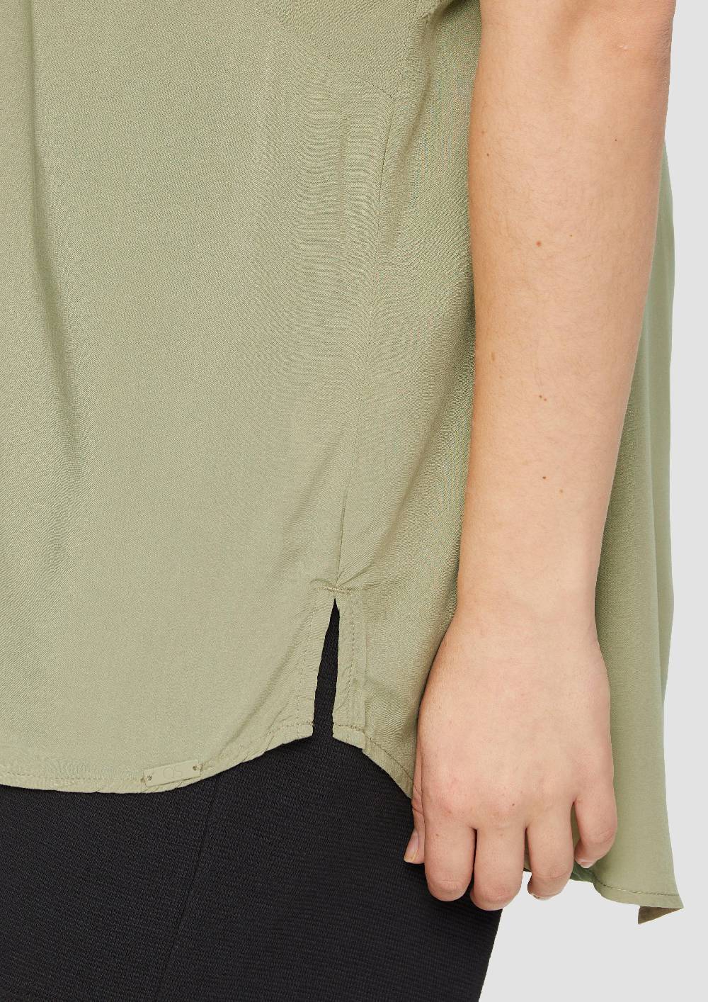 S.Oliver Oversized-Bluse Mit überschnittenen Schultern Und Teilungsnaht