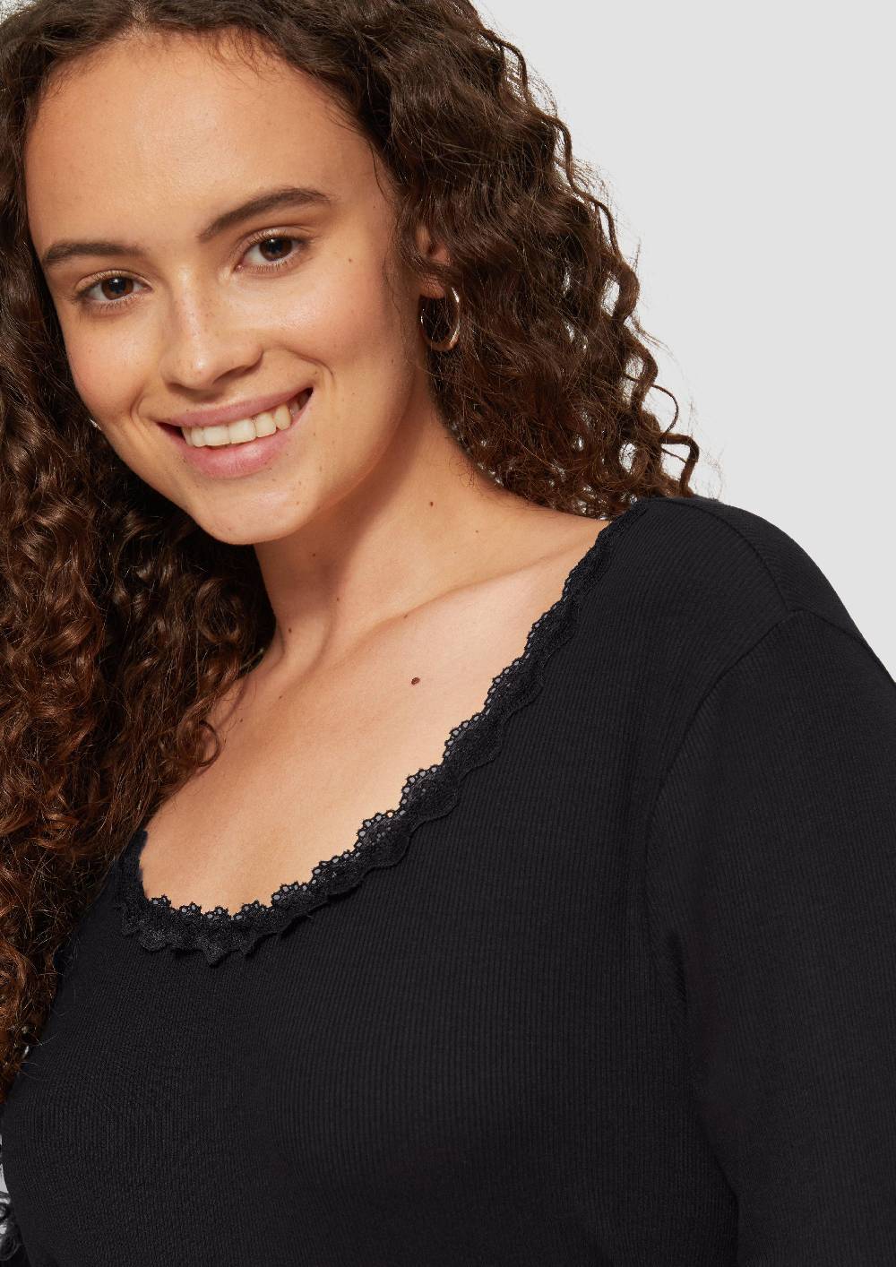 S.Oliver Rippshirt Aus Viskosemix Mit Spitzendetail