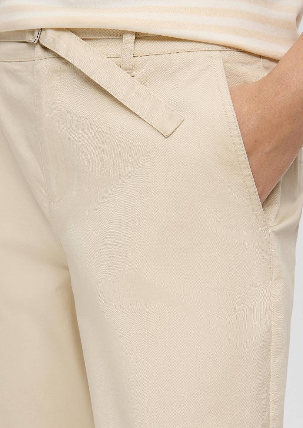 S.Oliver Chino Mit Gürtel Aus Baumwollstretch