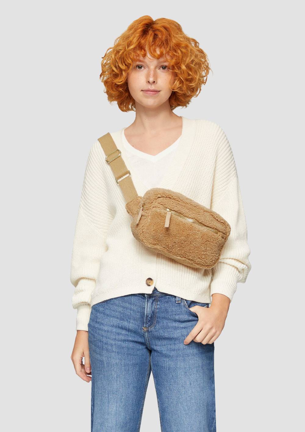 S.Oliver Crossbody-Bag Aus Teddyplüsch