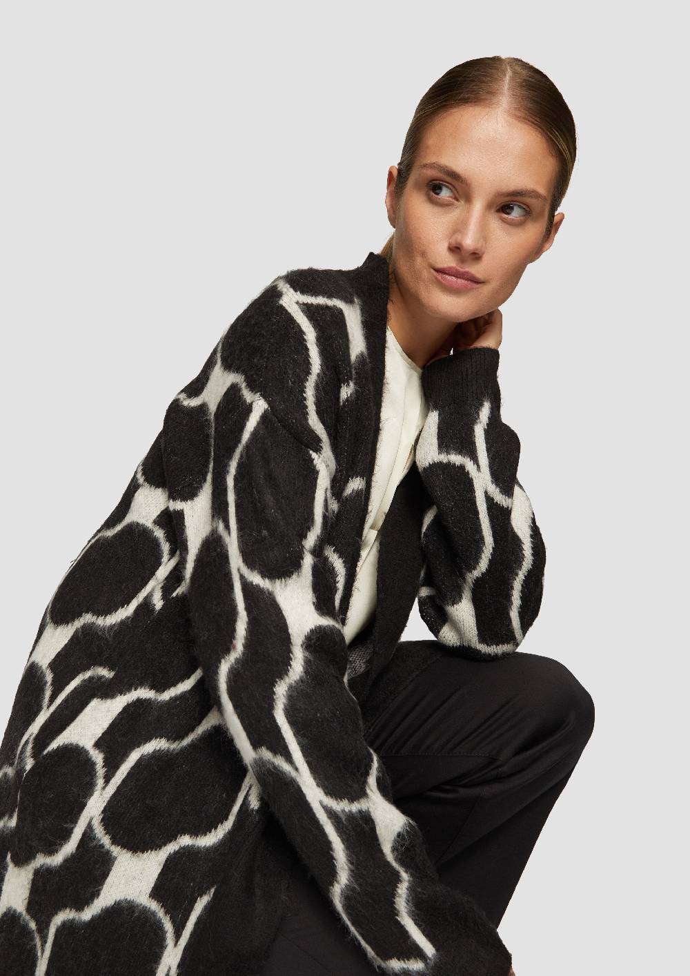 S.Oliver Flauschiger Cardigan Mit Jacquard-Muster