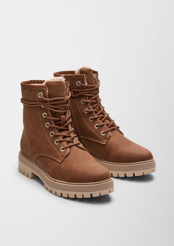 S.Oliver Gefütterte Boots aus Lederimitat