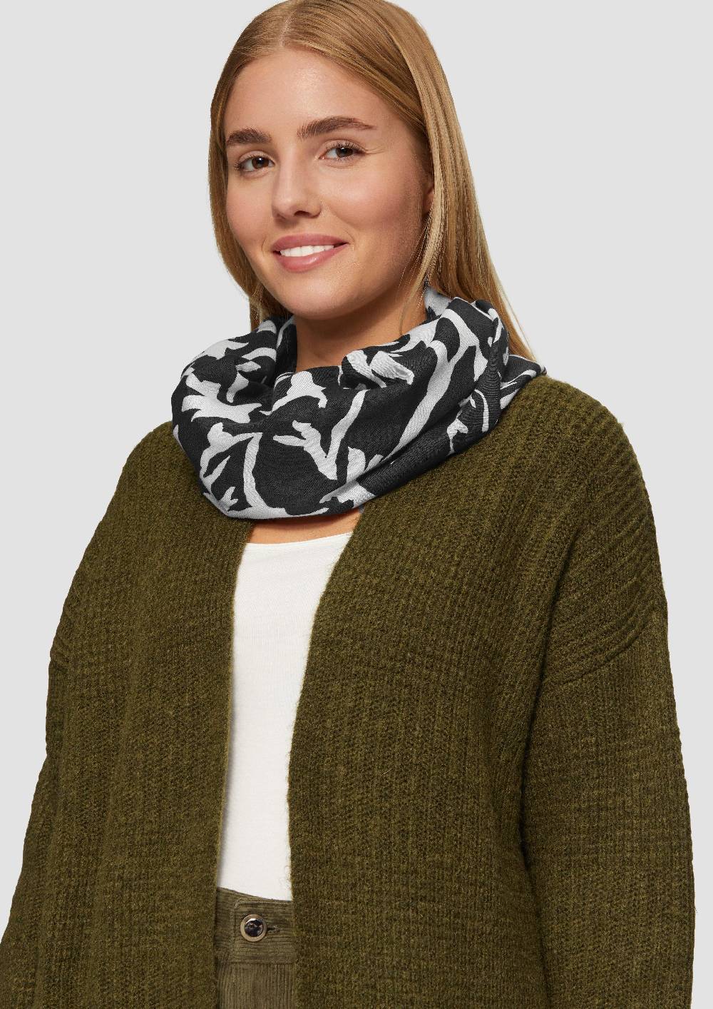 S.Oliver Gemusterter Loop-Schal Aus Viskose