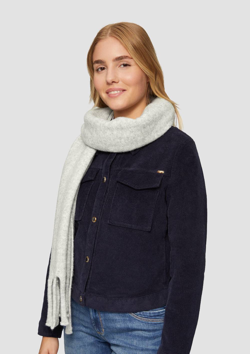 S.Oliver Gestrickter Schal Mit Fransen