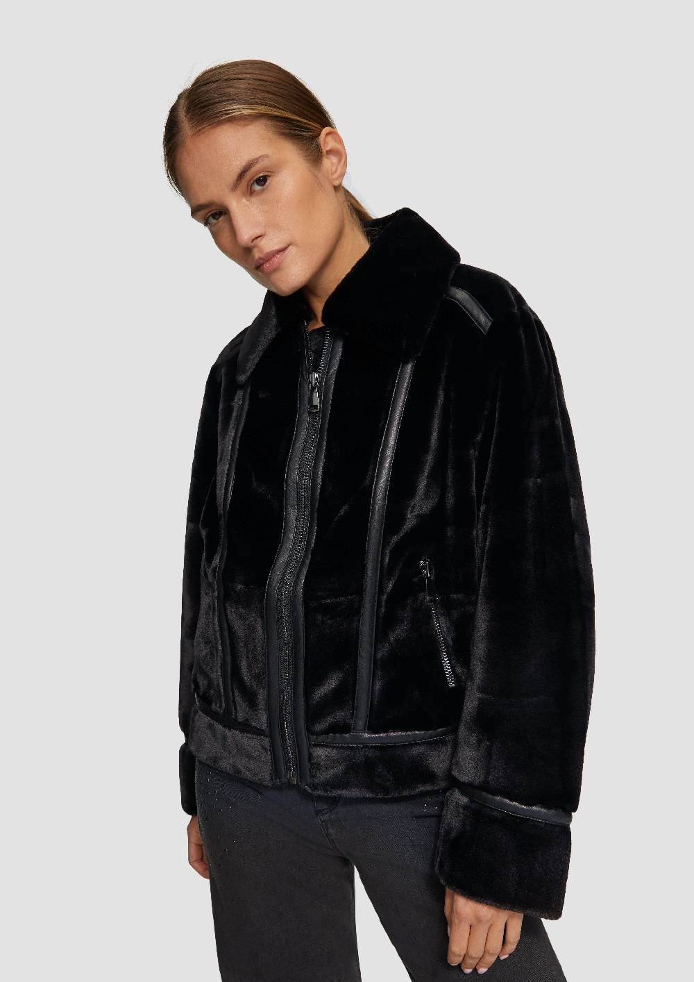 S.Oliver Jacke Aus Web-Pelz Im Biker-Stil
