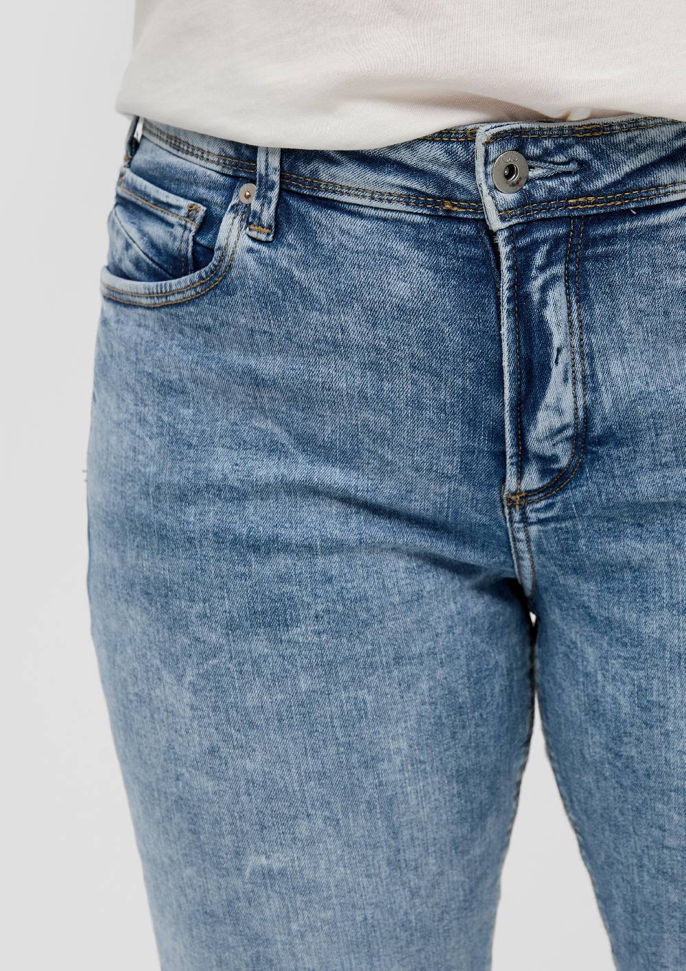 S.Oliver Jeans / Mid Rise / Slim Leg