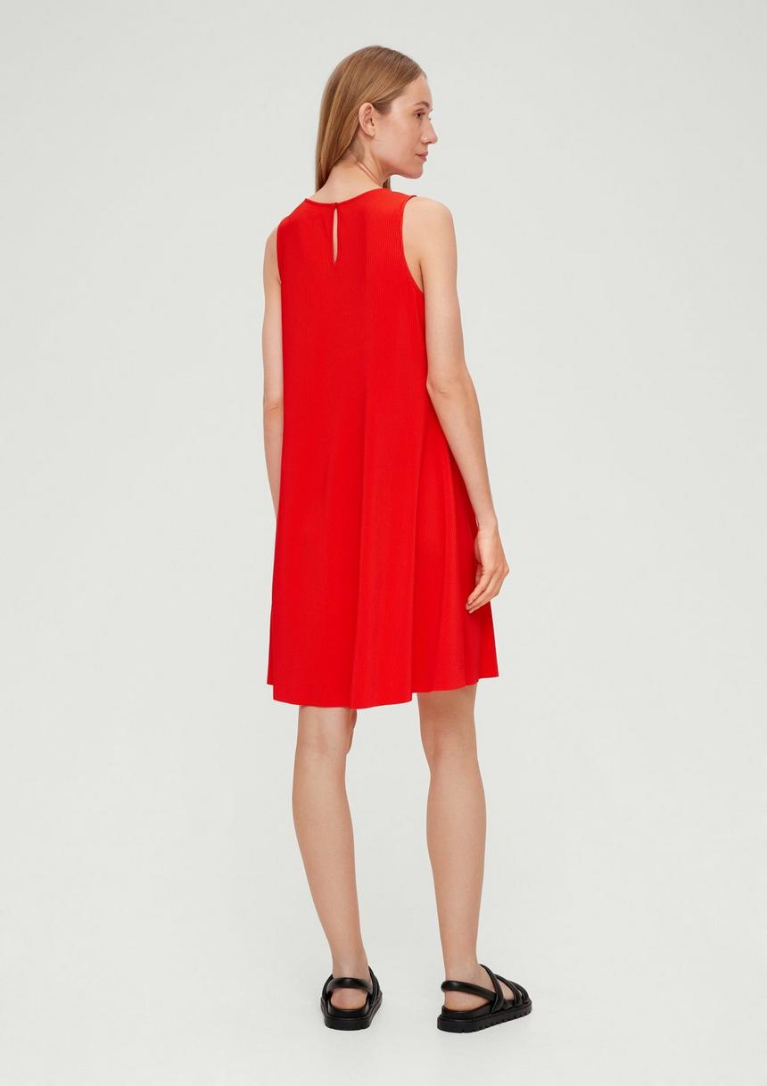 S.Oliver Kleid Mit Plisseefalten